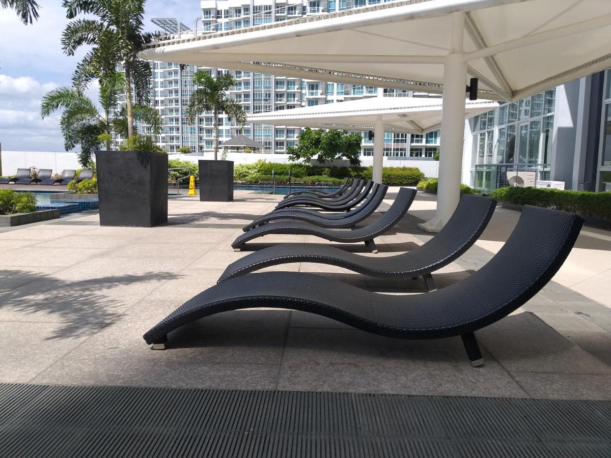 Mactan Newtown With Sun Set And Garden View Aparthotel Cebu Εξωτερικό φωτογραφία