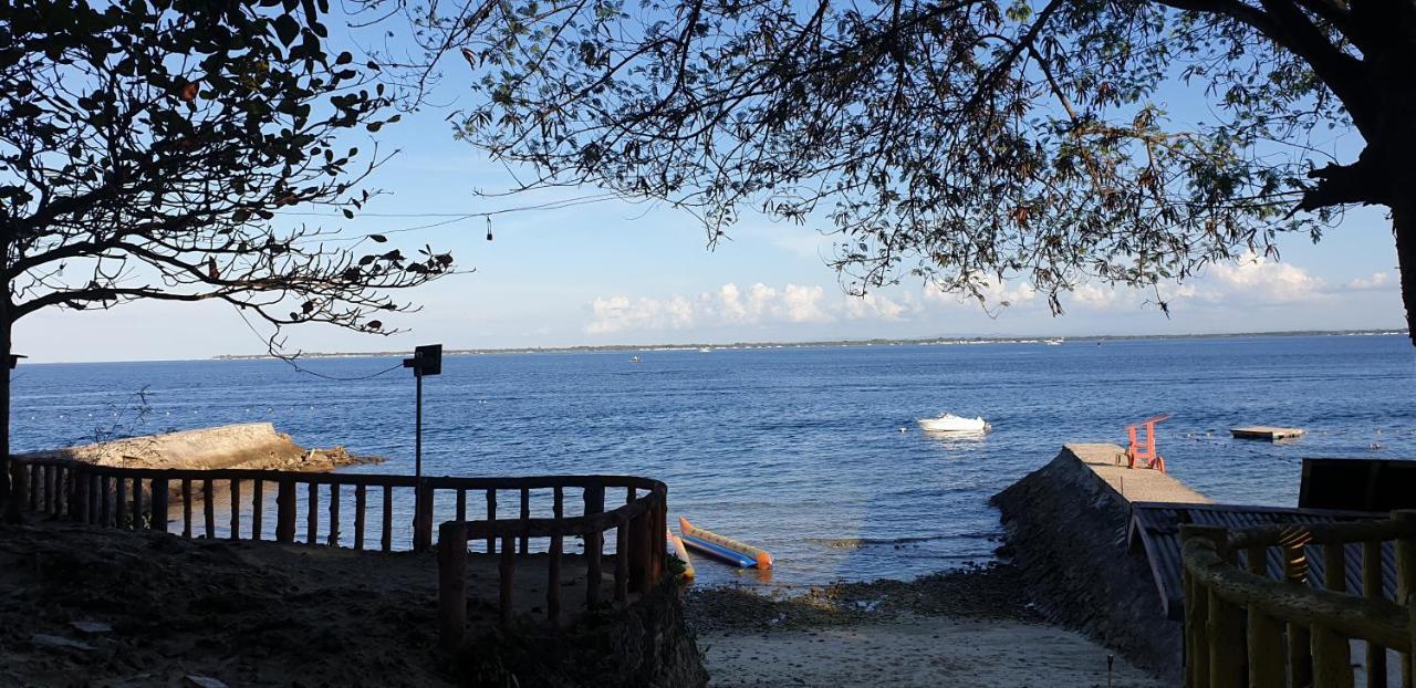 Mactan Newtown With Sun Set And Garden View Aparthotel Cebu Εξωτερικό φωτογραφία